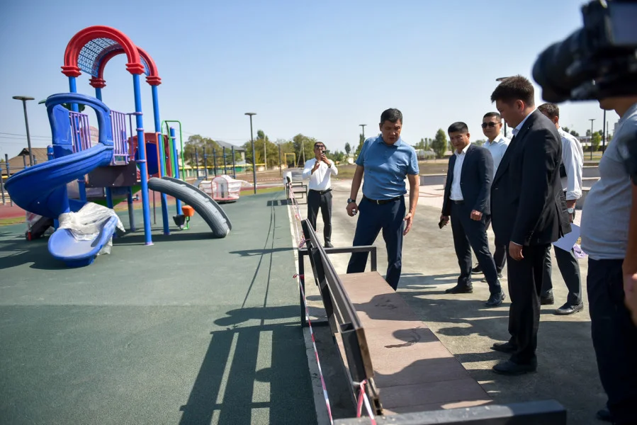 {{item.title }}