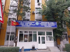 1905609916.jpg