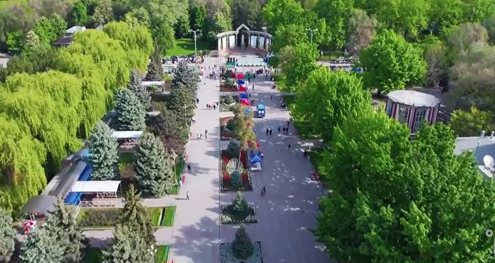 {{ item.title }}