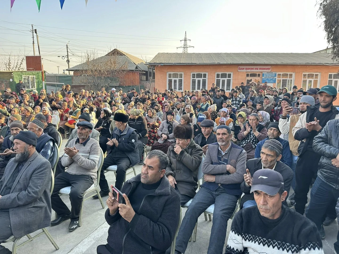 {{item.title }}