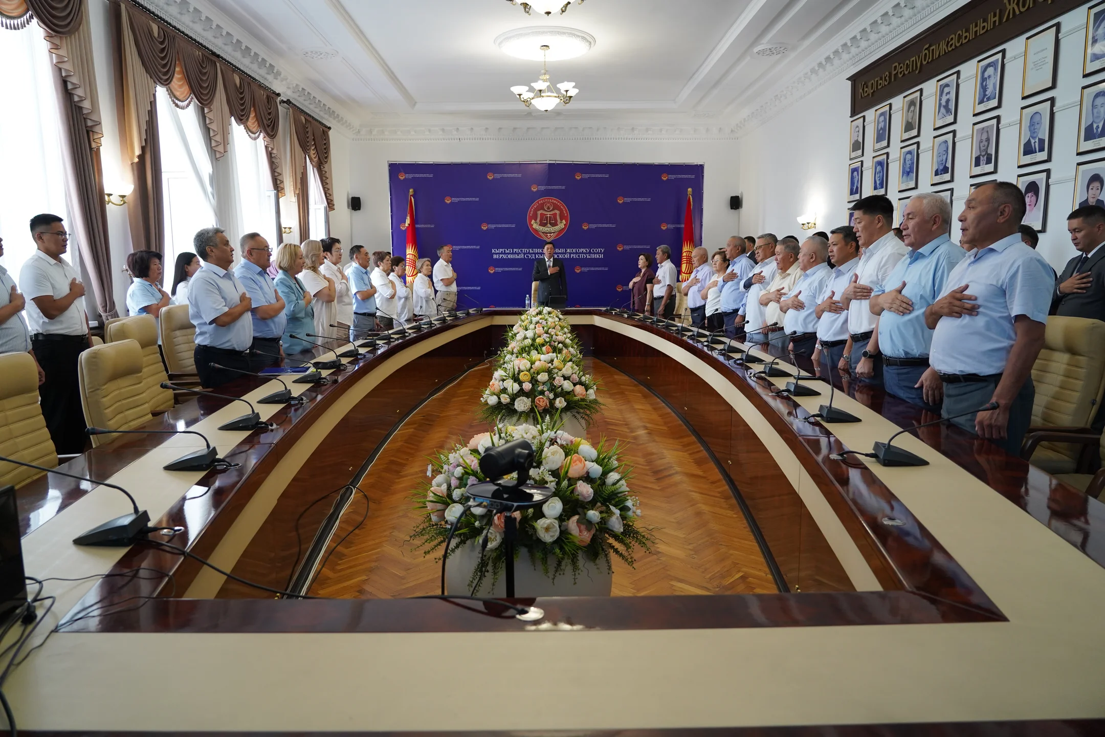 {{ item.title }}