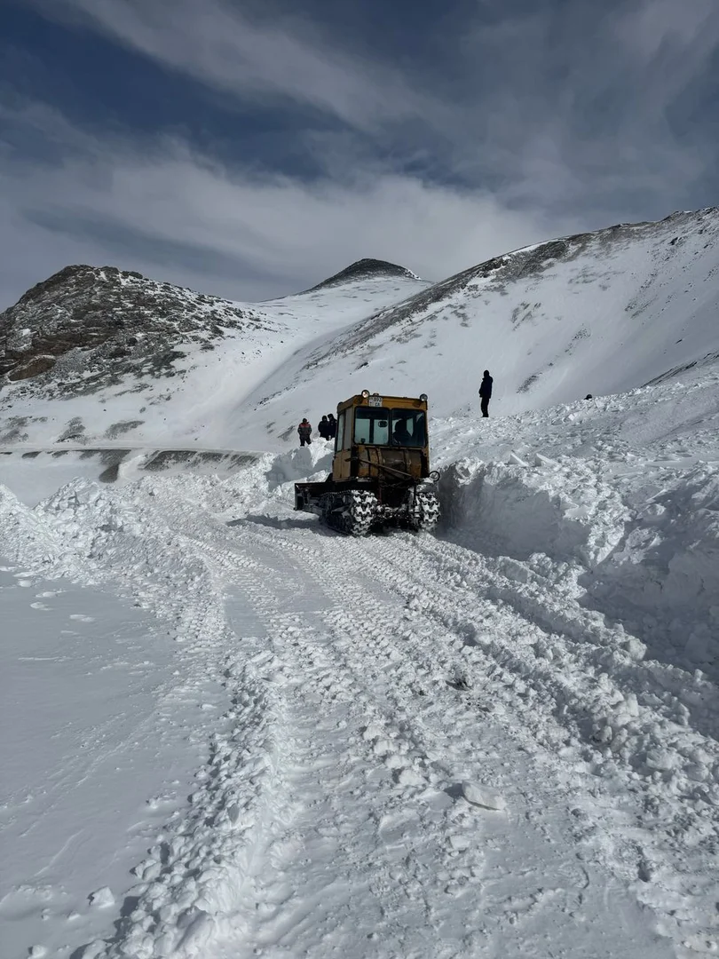 {{item.title }}