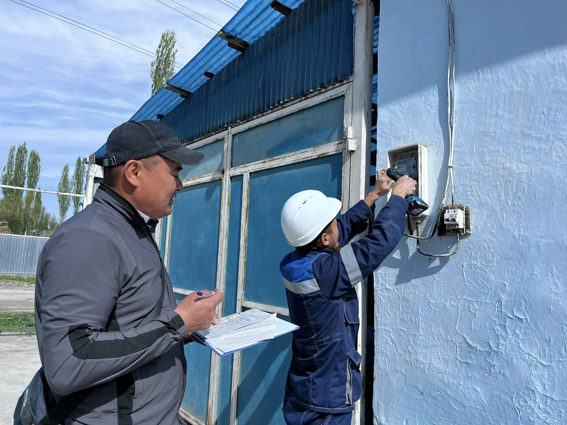{{ item.title }}