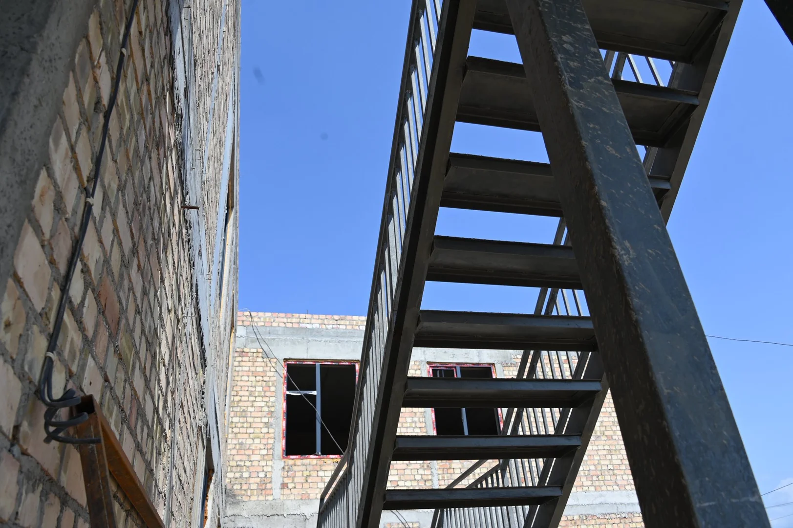 {{item.title }}