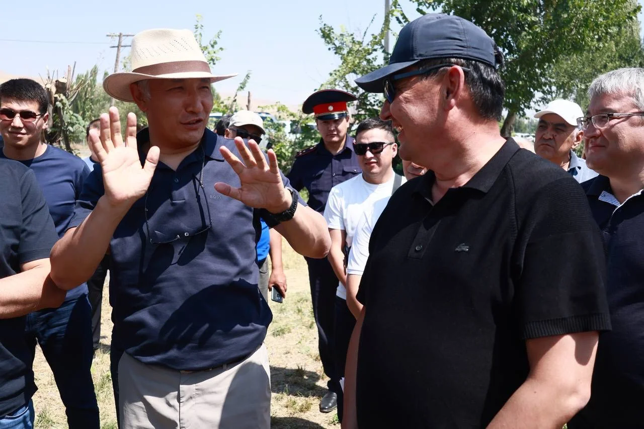 {{item.title }}