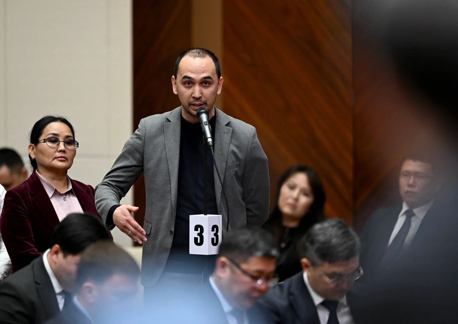 {{item.title }}