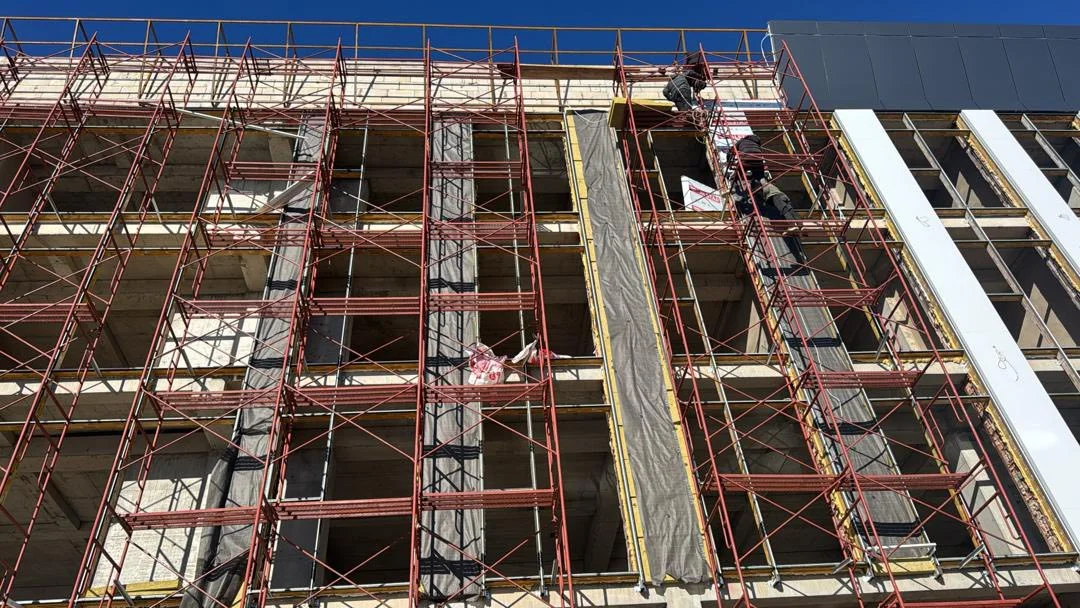 {{ item.title }}