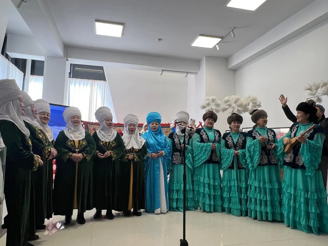 {{ item.title }}
