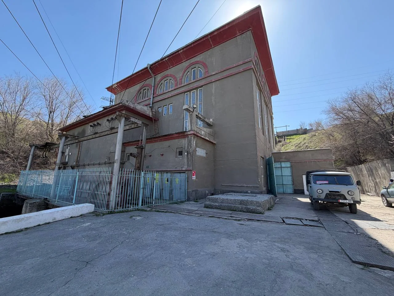 {{item.title }}