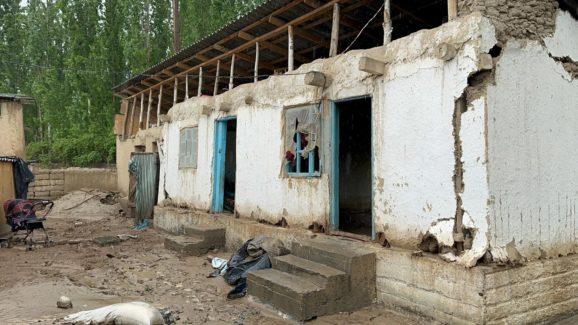 {{item.title }}