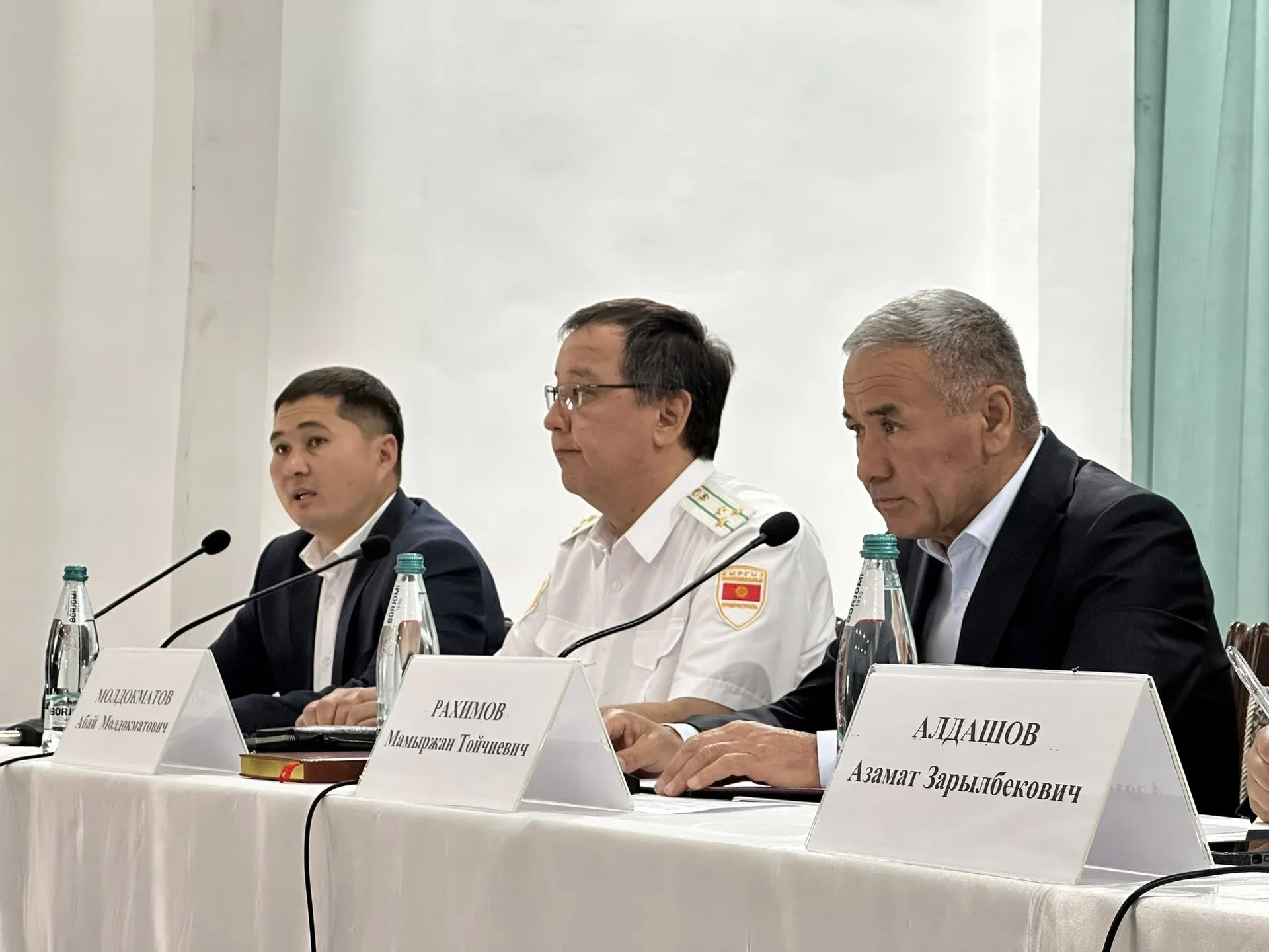 {{ item.title }}