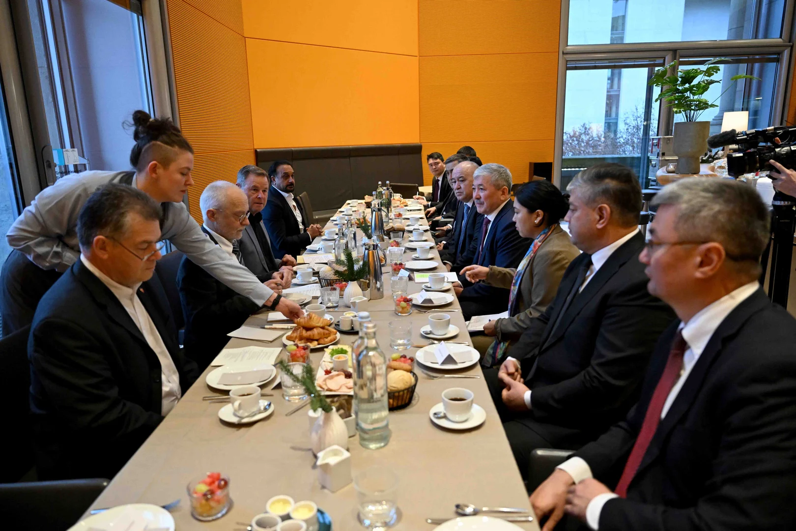 {{item.title }}