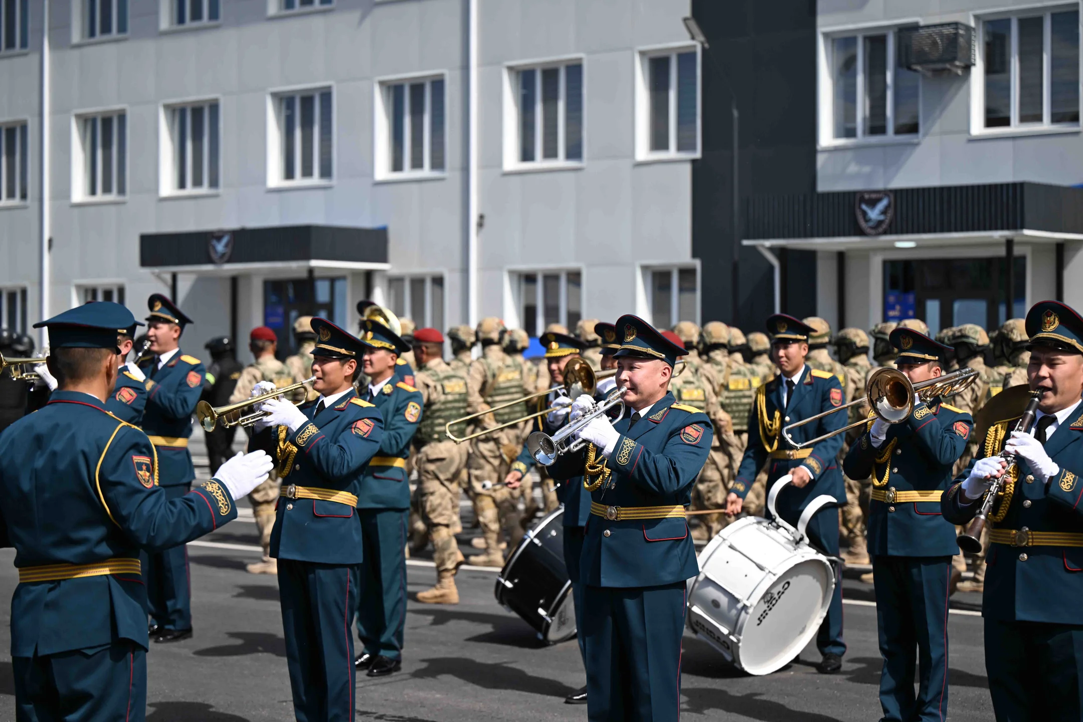 {{ item.title }}