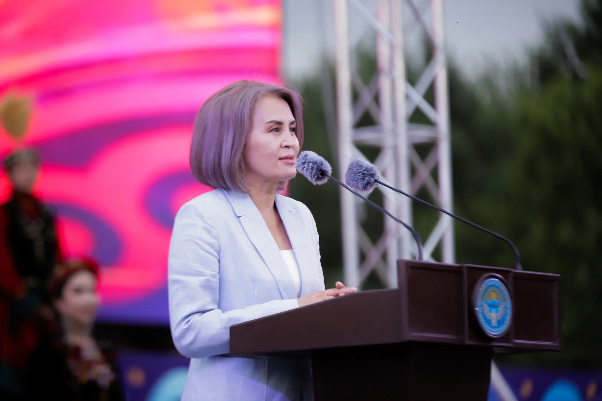 {{ item.title }}