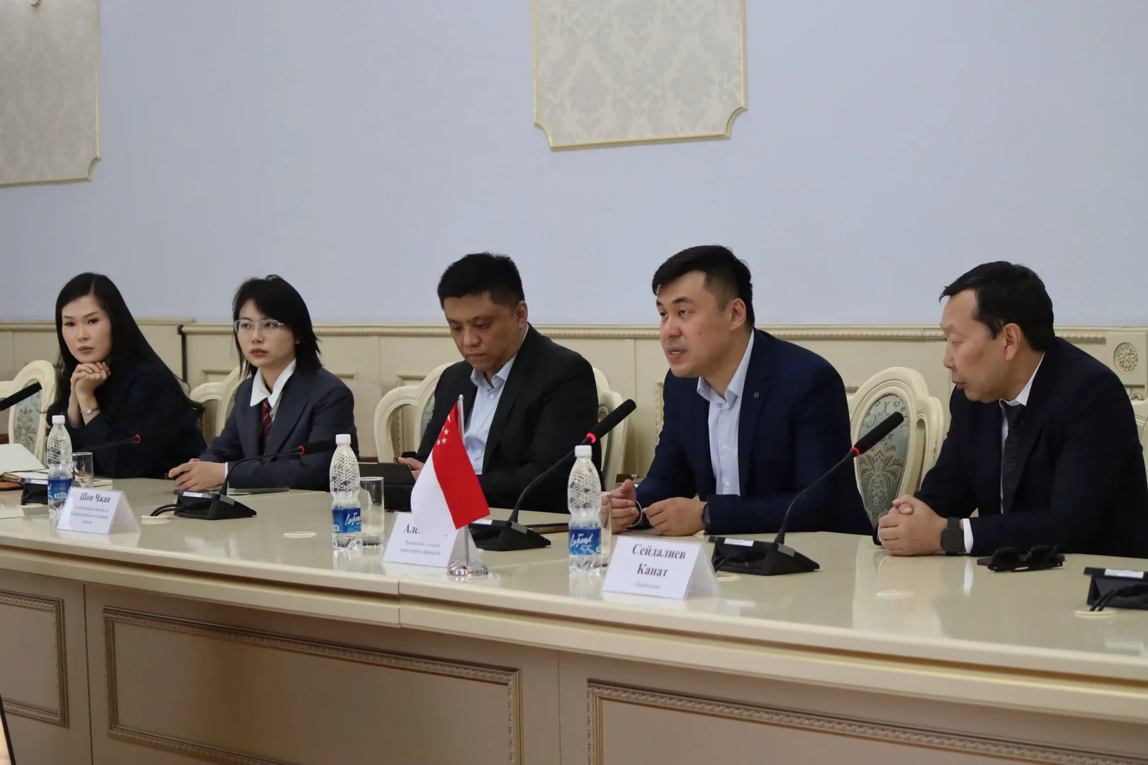 {{item.title }}