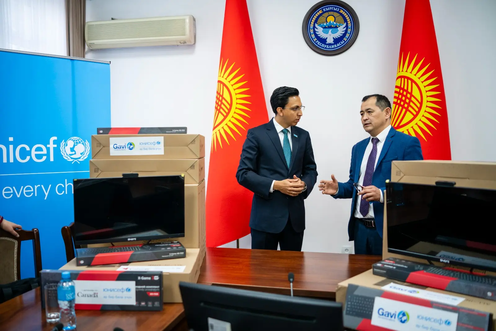 {{item.title }}