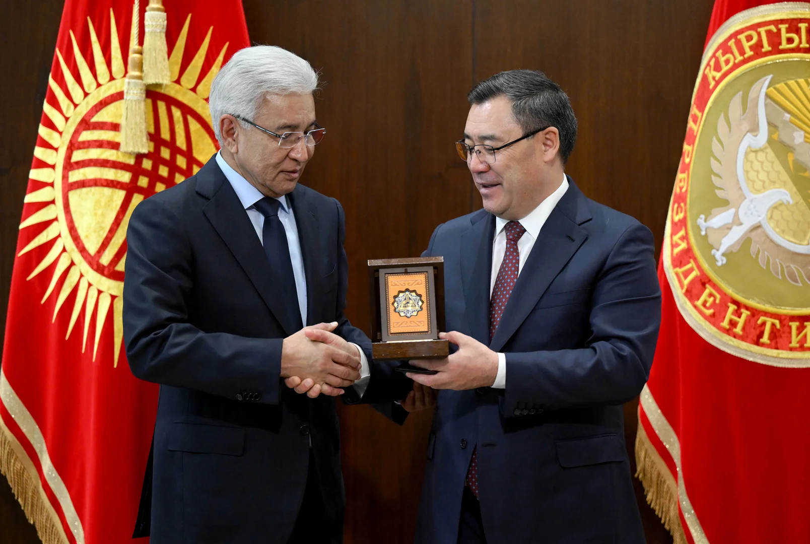 {{item.title }}