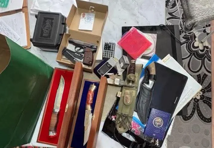 {{ item.title }}