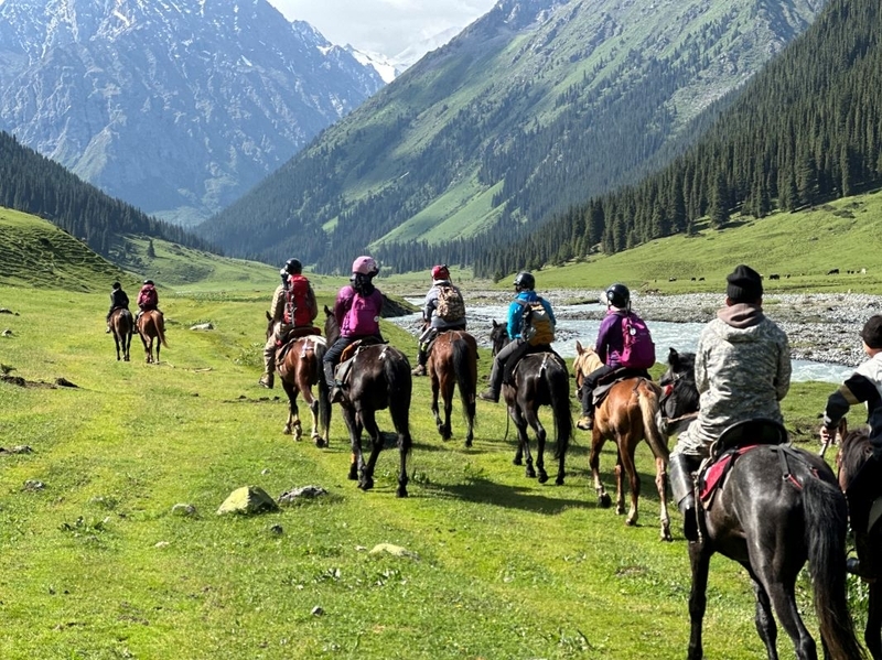 Horse-riding-in-Kyrgyzstan.width-800.jpg