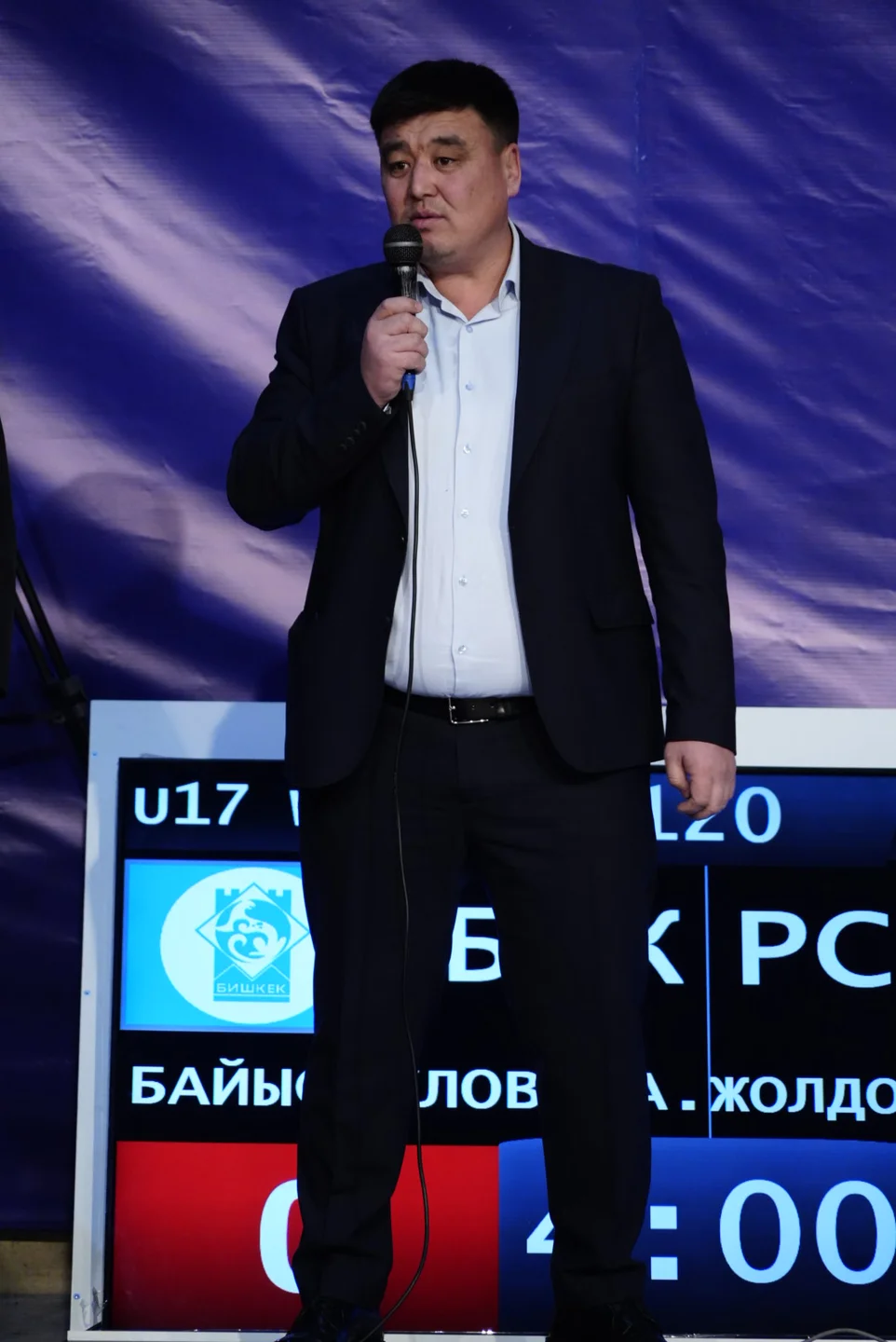 {{ item.title }}