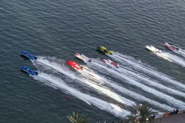 UIM_F1H2O_Sharjah_2025_Palfrader_A77I6887.jpg