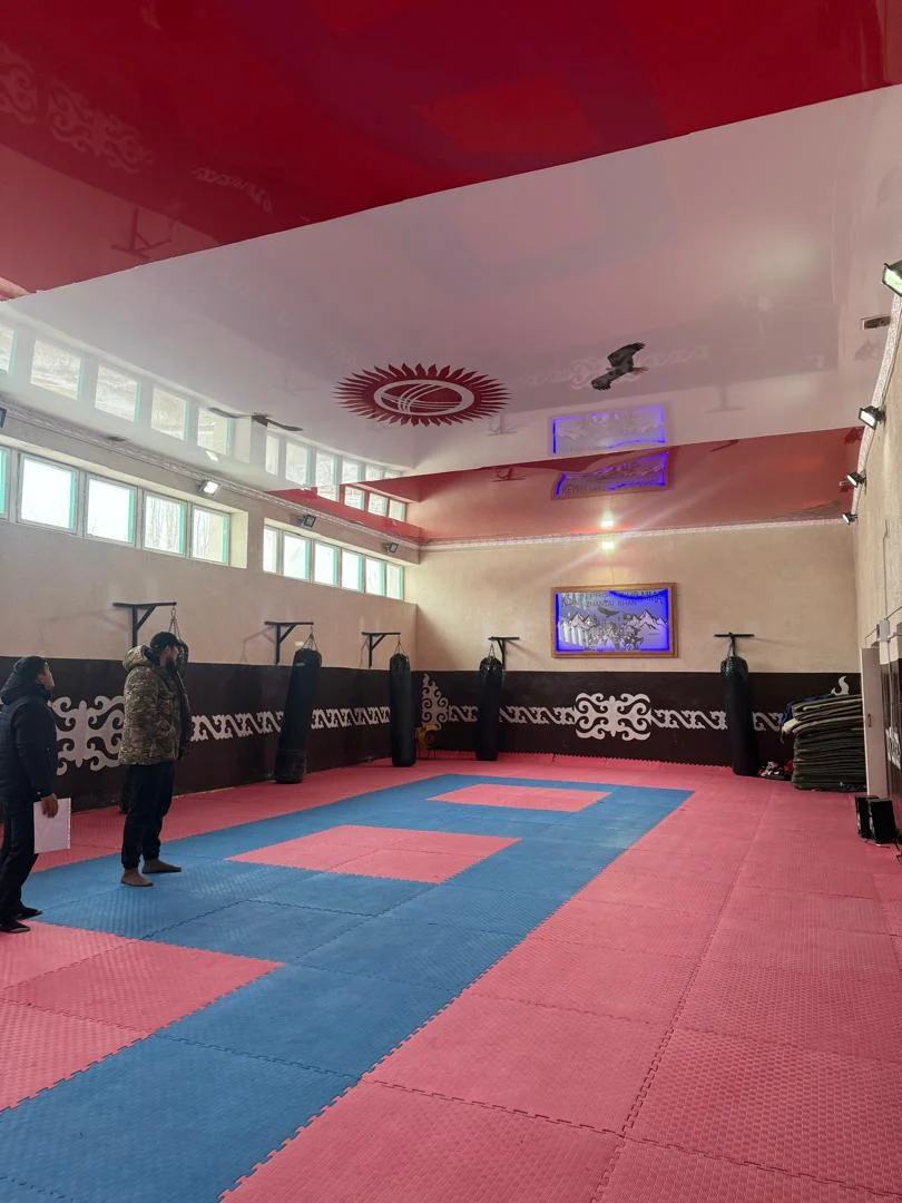 {{item.title }}
