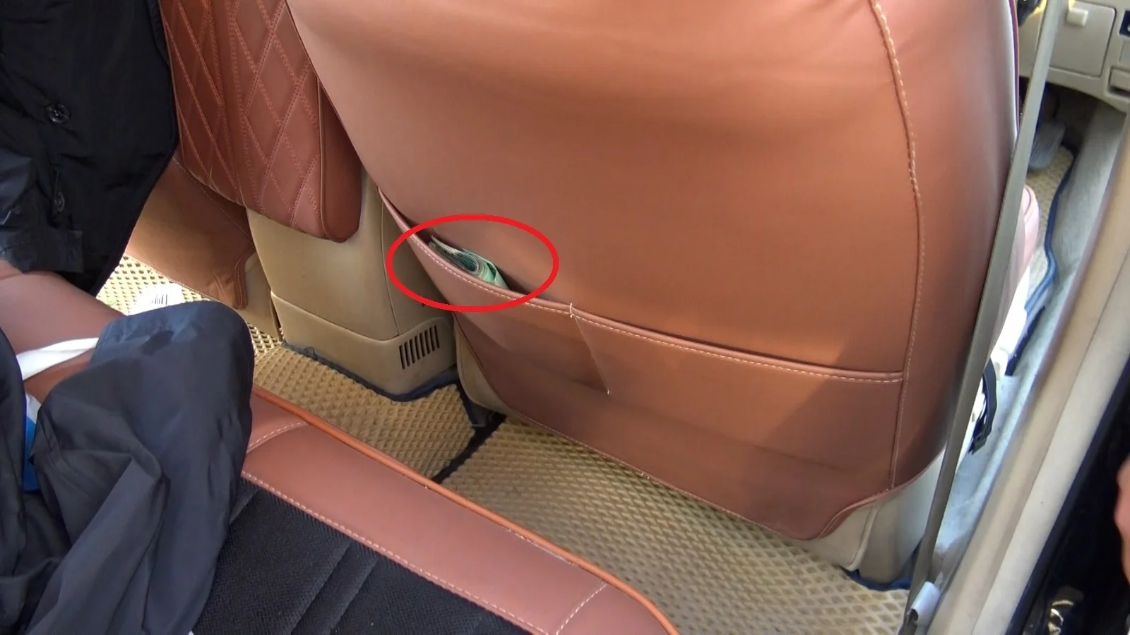 {{item.title }}