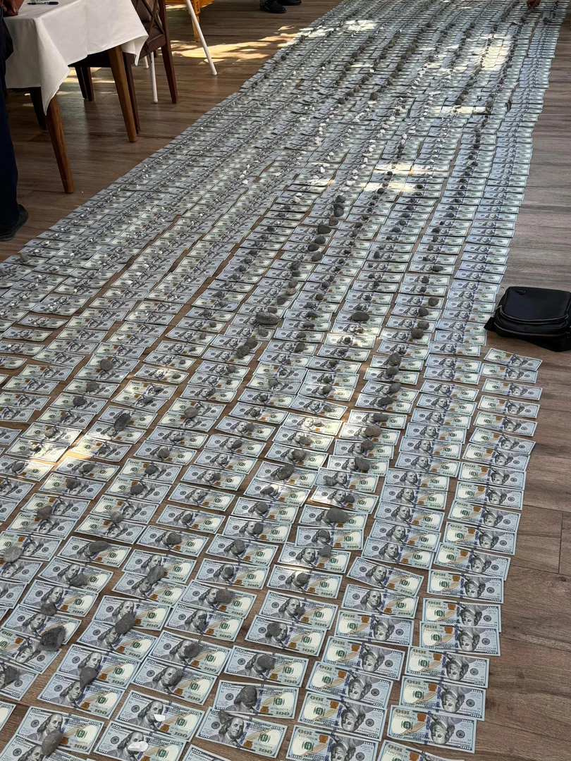 {{item.title }}