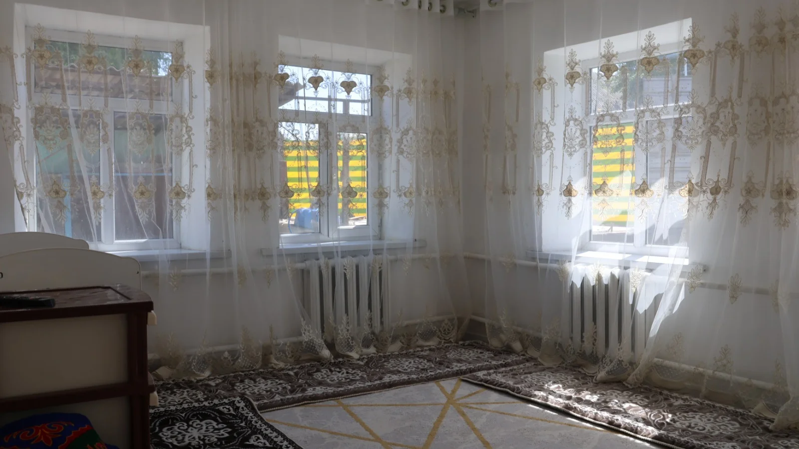 {{ item.title }}