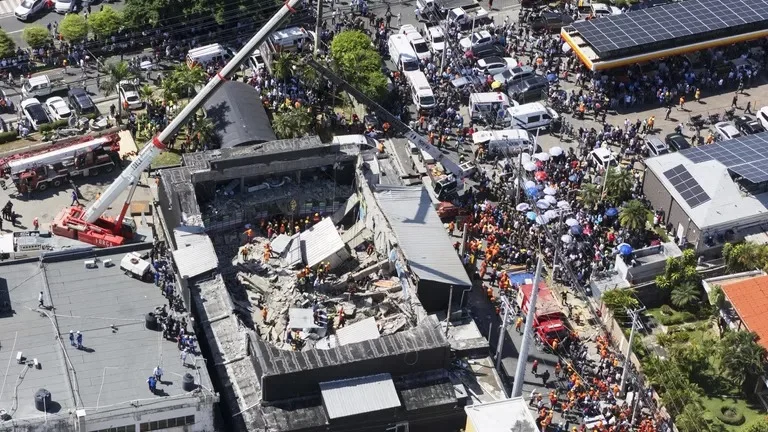 {{ item.title }}