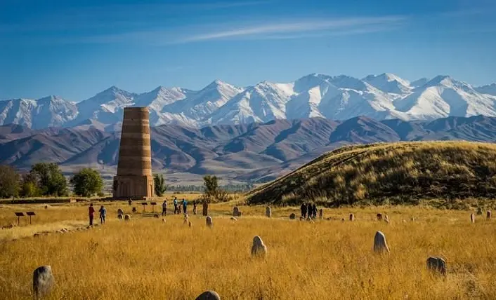 burana-tower-it-is-a.jpg