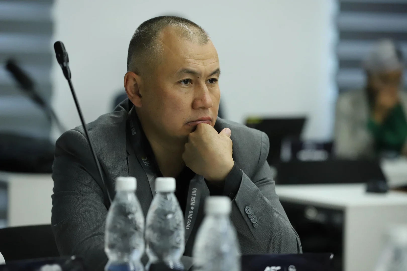 {{item.title }}
