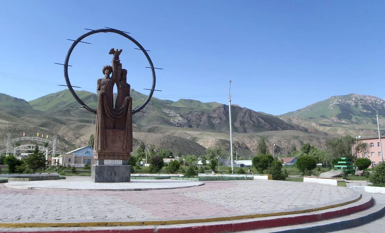 naryn_city_4.jpg