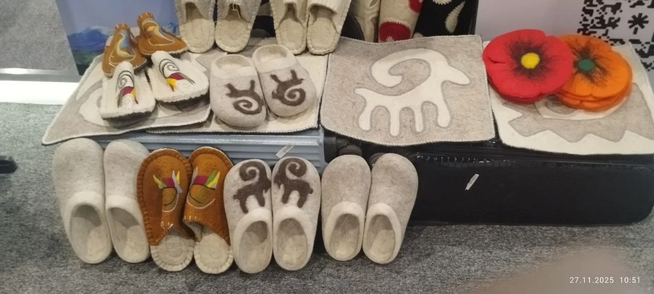 {{ item.title }}