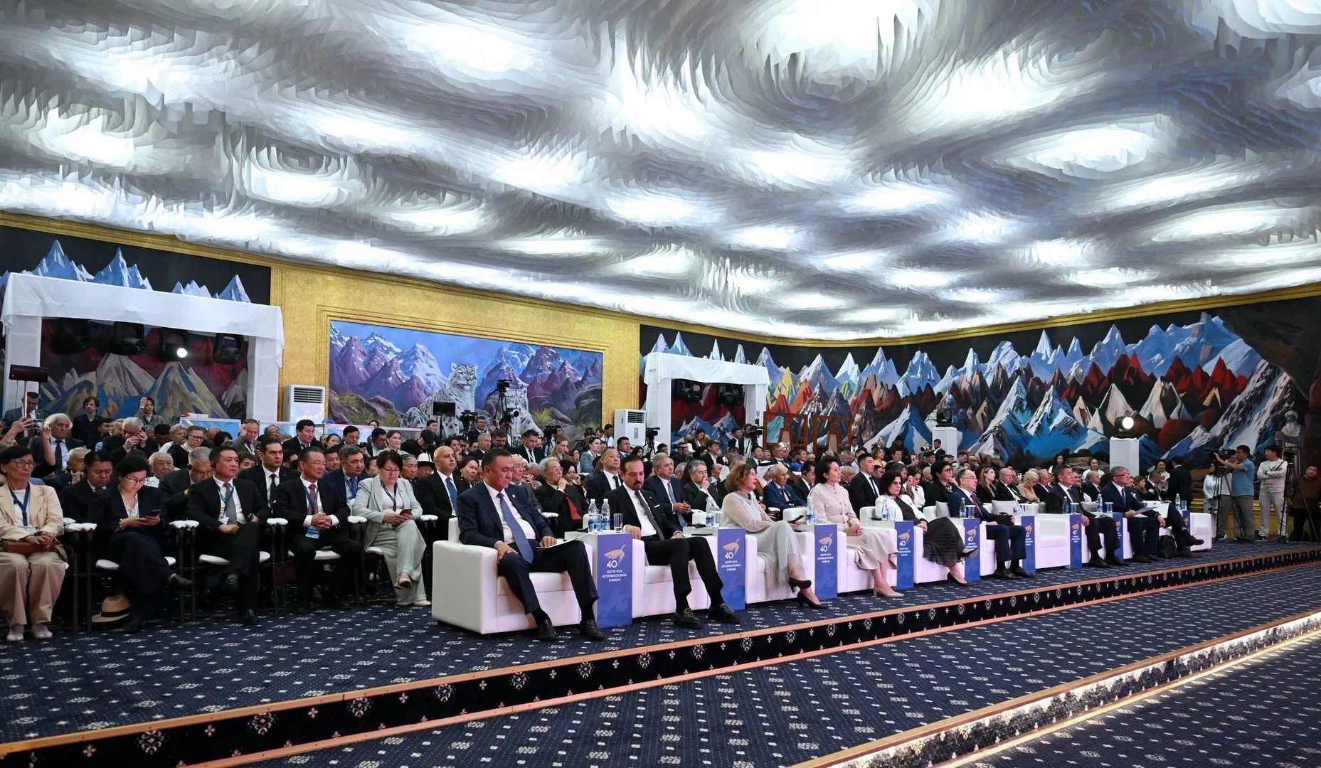 ots-secretary-general-addressed-the-international-issyk-kul-forum-in-kyrgyzstan_6.jpg