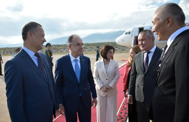 photo_53033063_zXR2s4l.max-2560x1440.format-webp.jpegquality-90