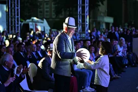 photo_5341611604853853204_y (1).jpg